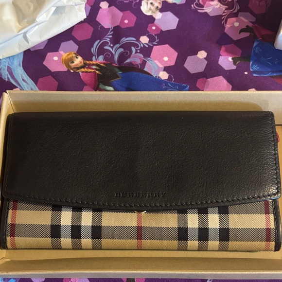 Burberry Black and Beige Checkered Wallet - Picture 1 of 13